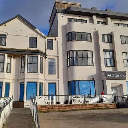 Skye Oceans Hotel Blackpool Bagian luar foto