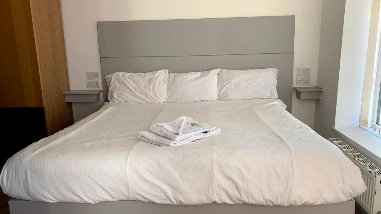 Skye Oceans Hotel Blackpool Bagian luar foto